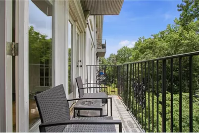 3203 Lenox Road NE #32, Atlanta, GA 30324 - Photo 18