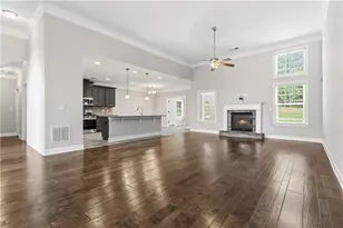 603 Augusta Dr, Fairburn, GA 30213 - Photo 10