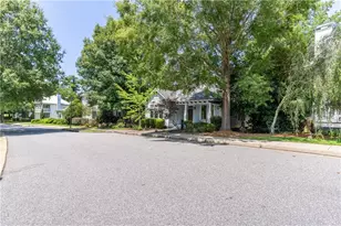 6 Royal Oak Dr, Athens, GA 30607 - Photo 2