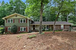 4106 Nancy Creek Way NE, Atlanta, GA 30319 - Photo 2