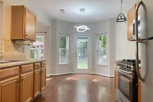 385 Blackwood Ln, Suwanee, GA 30024 - Photo 20