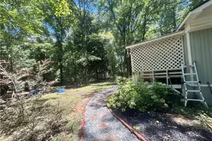 4120 Ruby Dr, Cumming, GA 30028 - Photo 4