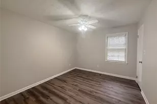 105 Arbour Run, Suwanee, GA 30024 - Photo 18