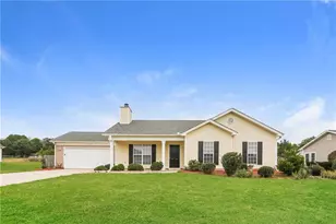1303 Princess Dr, Winder, GA 30680 - Photo 1