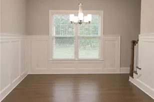 202 Golden Banner Ave, Marietta, GA 30060 - Photo 12