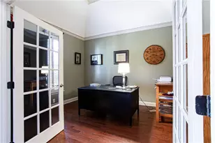4010 Rockingham Dr, Roswell, GA 30075 - Photo 4