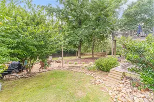 946 Golden Meadows Ln, Loganville, GA 30052 - Photo 46