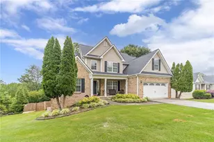 946 Golden Meadows Ln, Loganville, GA 30052 - Photo 1