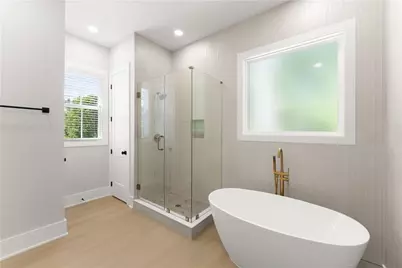 5019 Nichols Drive, Flowery Branch, GA 30542 - Photo 22