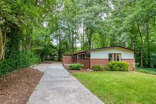 2700 Brook Park Way, Atlanta, GA 30340 - Photo 2