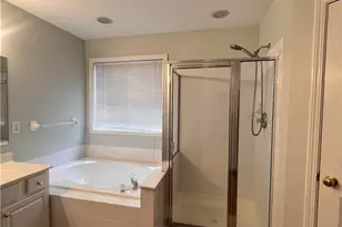 3985 Shallowford Green Ct, Marietta, GA 30062 - Photo 10