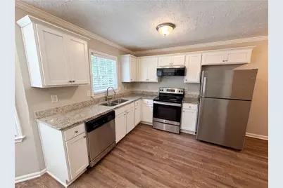 4078 Tara Court, Loganville, GA 30052 - Photo 6