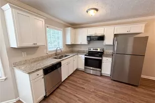 4078 Tara Ct, Loganville, GA 30052 - Photo 6