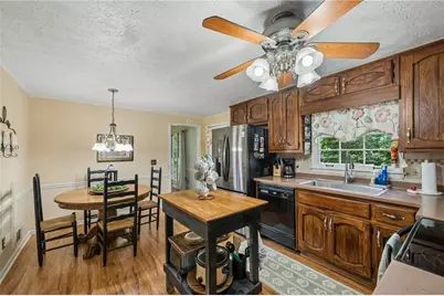5137 Camilla Court SW, Lilburn, GA 30047 - Photo 16