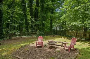 5137 Camilla Ct SW, Lilburn, GA 30047 - Photo 8