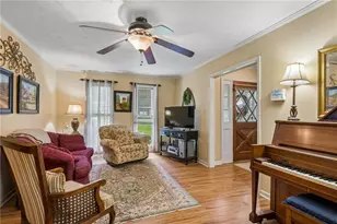 5137 Camilla Ct SW, Lilburn, GA 30047 - Photo 12