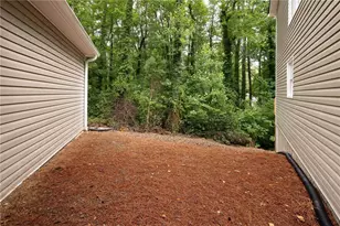 3425 Pebble Hill Dr, Marietta, GA 30062 - Photo 38