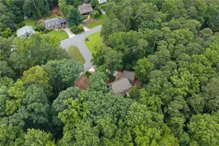3425 Pebble Hill Dr, Marietta, GA 30062 - Photo 40