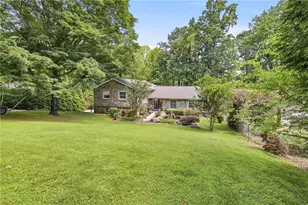 9040 Ruby Ln, Gainesville, GA 30506 - Photo 4