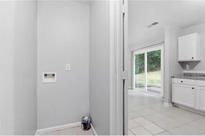 5202 Scarbrough Lane, Stone Mountain, GA 30088 - Photo 24