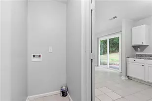 5202 Scarbrough Ln, Stone Mountain, GA 30088 - Photo 24