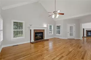 210 Enfield Ln, McDonough, GA 30252 - Photo 2