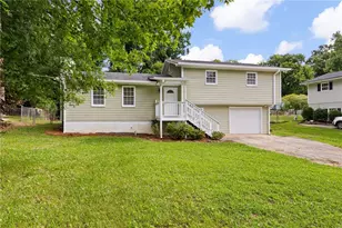 4220 Terrace Dr, Acworth, GA 30101 - Photo 1