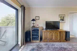 300 Johnson Ferry Road NE, Atlanta, GA 30328 - Photo 16