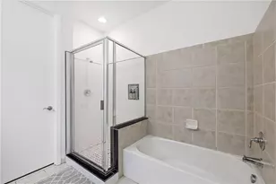 711 Cosmopolitan Dr NE, Atlanta, GA 30324 - Photo 8