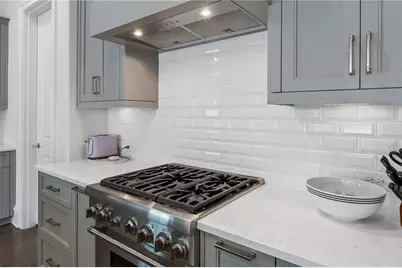 323 S Esplanade, Alpharetta, GA 30009 - Photo 20
