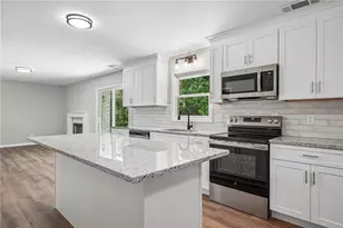 1352 White Oak St SE, Conyers, GA 30013 - Photo 12