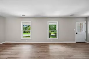 1352 White Oak St SE, Conyers, GA 30013 - Photo 4