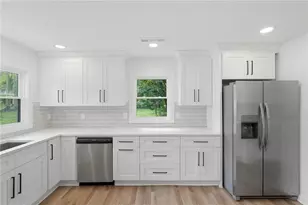 12778 Cumming Hwy, Canton, GA 30115 - Photo 4