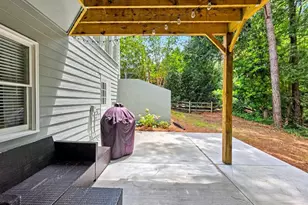 1345 Bentwater Dr, Acworth, GA 30101 - Photo 40