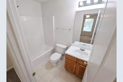 220 Fox Creek Boulevard, Woodstock, GA 30188 - Photo 10