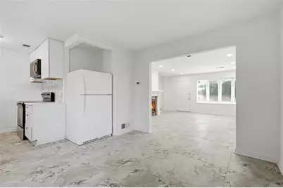 236 Mill Creek Place, Roswell, GA 30076 - Photo 4