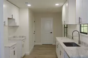 328 Nicole Ct, Jonesboro, GA 30238 - Photo 8