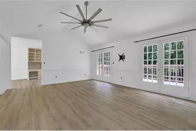 1138 Carla Joe Drive SW, Lilburn, GA 30047 - Photo 4