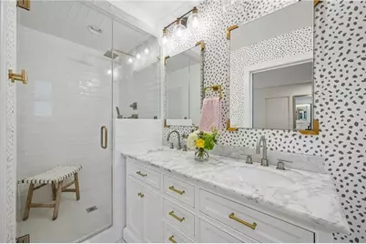 372 Pine Forest Road, Atlanta, GA 30342 - Photo 22