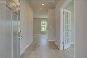 282 Arnewood Cir, McDonough, GA 30253 - Photo 2