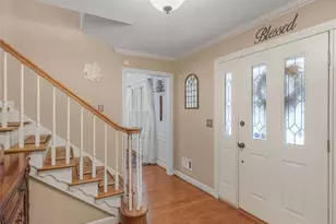 1310 Vineyard Dr, Conyers, GA 30013 - Photo 2