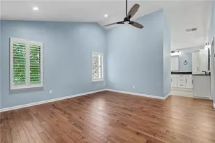 445 Taberwood Way, Roswell, GA 30076 - Photo 10