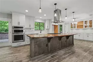 445 Taberwood Way, Roswell, GA 30076 - Photo 2