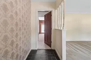 1828 Wiggins Cir SW, Conyers, GA 30094 - Photo 4