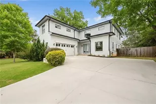 2975 Osborne Rd NE, Brookhaven, GA 30319 - Photo 1