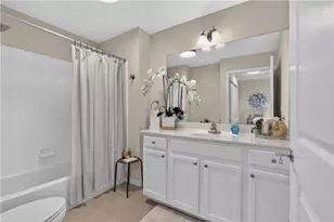 3040 Peachtree Rd NW, Atlanta, GA 30305 - Photo 10