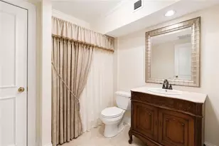 3648 Peachtree Rd NE, Atlanta, GA 30319 - Photo 12