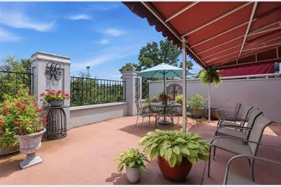 3648 Peachtree Road NE #4S, Atlanta, GA 30319 - Photo 2