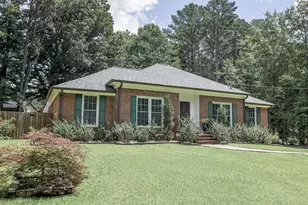656 Bruce Way SW, Lilburn, GA 30047 - Photo 2