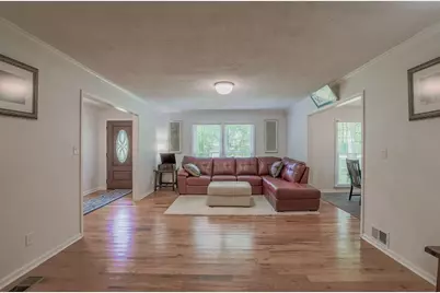 656 Bruce Way SW, Lilburn, GA 30047 - Photo 10